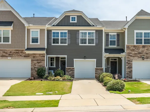 103 Hunston Dr, Holly Springs, NC 27540
