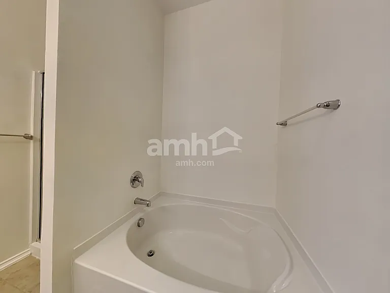 12504 Sunrise Dr — Photo 12