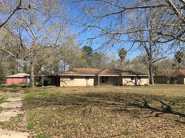 1st image of 65 White Oak Dr