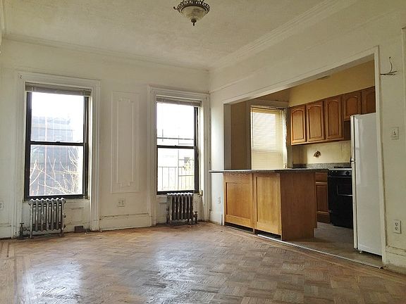 3rd image of 664 Lafayette Ave ##.1.