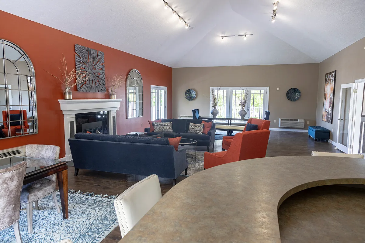 Photo 2 of 19 - The Fairways - Derry, NH Building Photo - The Fairways