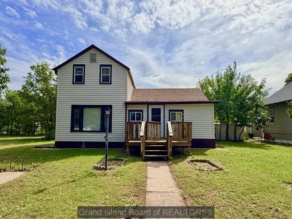 717 E 13th St, Grand Island, NE 68801