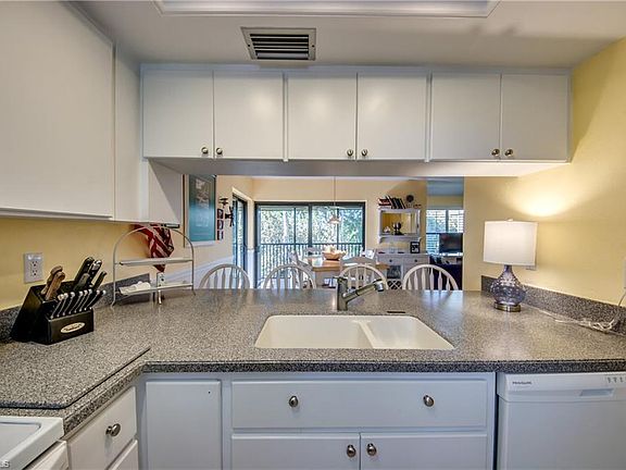 3rd image of 16709 Bocilla Palms Dr #17