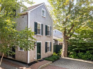 19 S Summer St, Edgartown, MA 02539