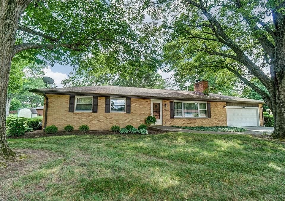 1st image of 3049 Viola Dr