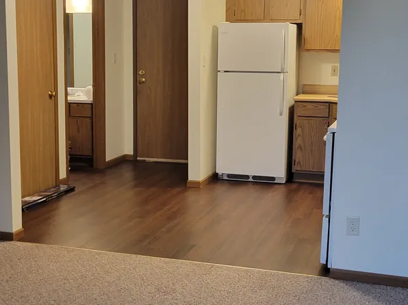 W156N11495 Pilgrim Rd #105, Germantown, WI 53022