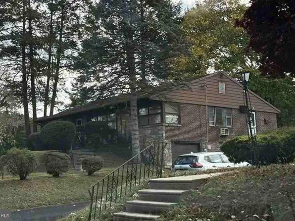 16 Parkview Rd, Cheltenham, PA 19012