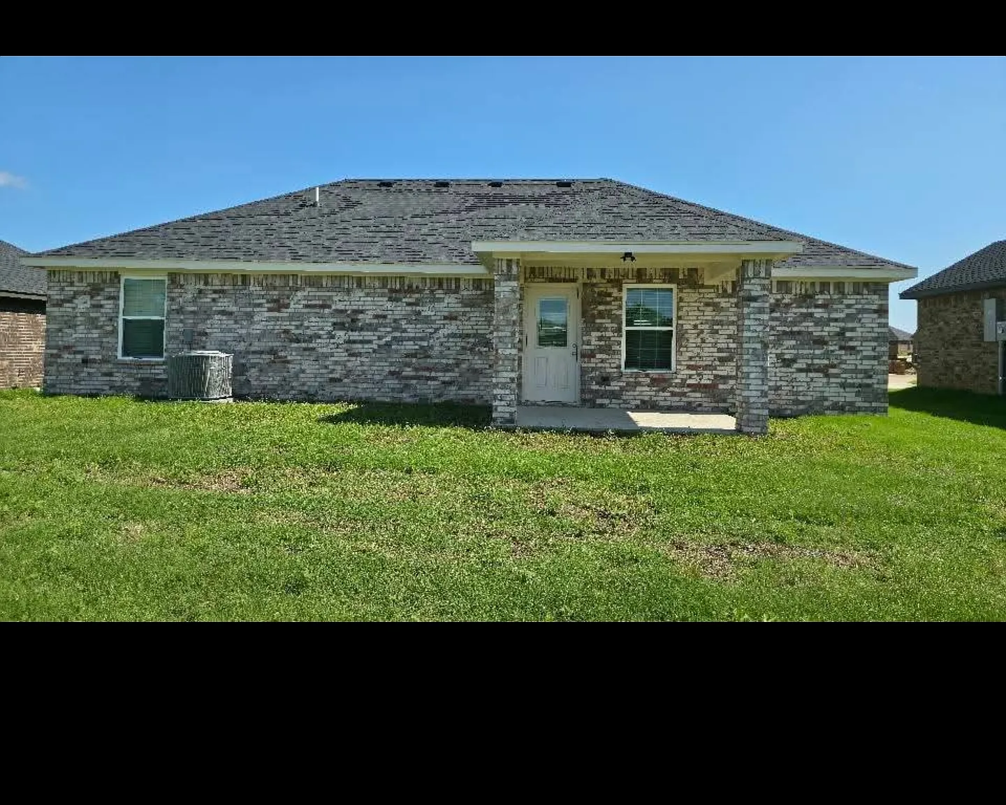 3 bed, 1308 sqft, $1,500 — Photo 2