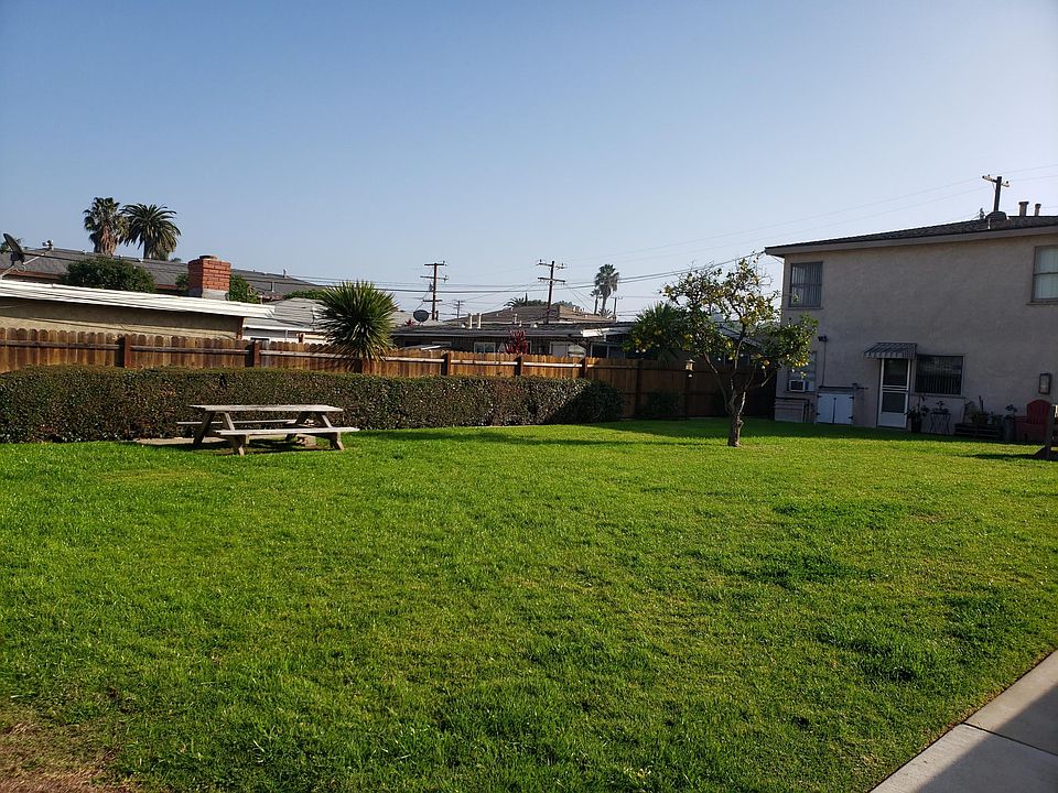 2nd image of 4564 E 15th St #4564
