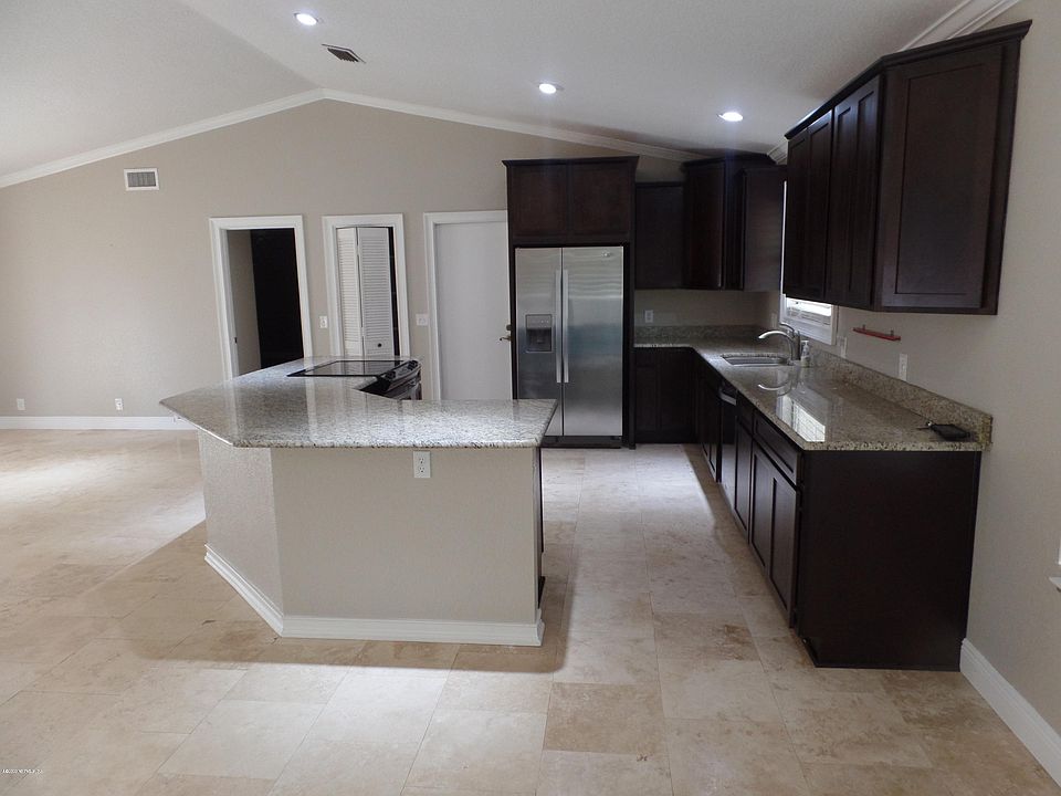 1st image of 1921 Jarboe Ln