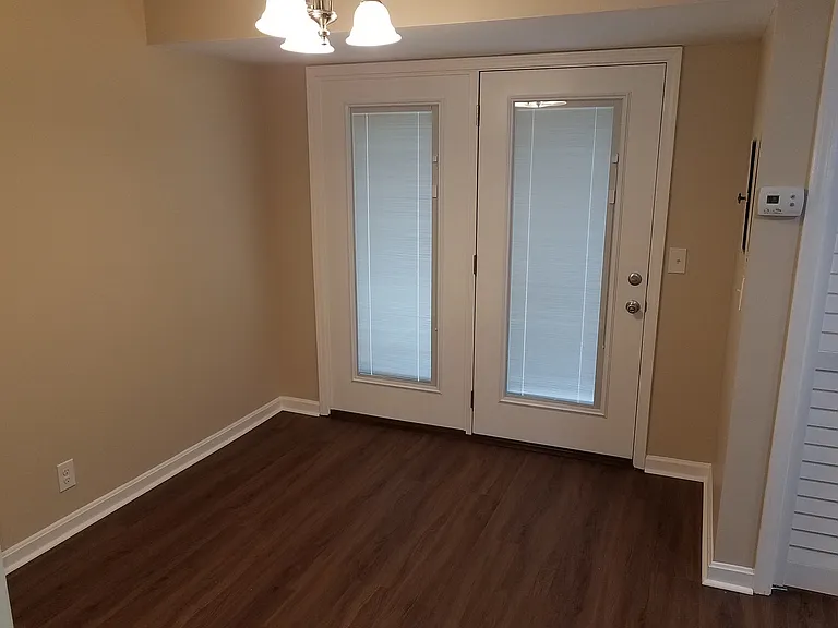 1011 Murfreesboro Rd #F2 — Photo 4