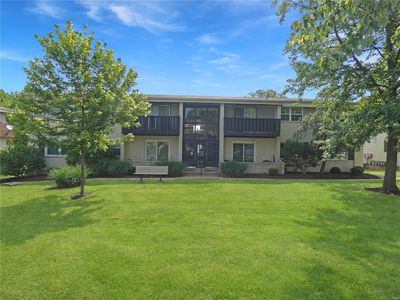 158 Shadalane Walk APT G, Ballwin, MO, 63011