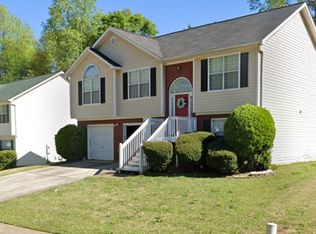 302 Fallview Dr, McDonough, GA 30253