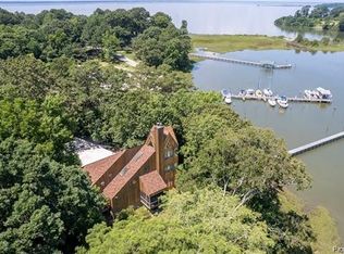 624 Burcher Rd, Newport News, VA 23606