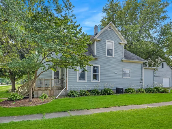 208 N East St, Lexington, IL 61753