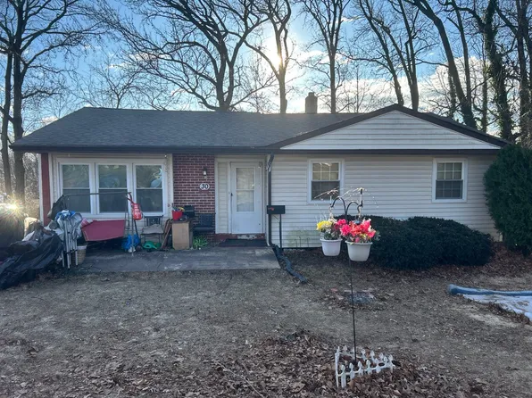30 Birkshire Rd, New Castle, DE 19720