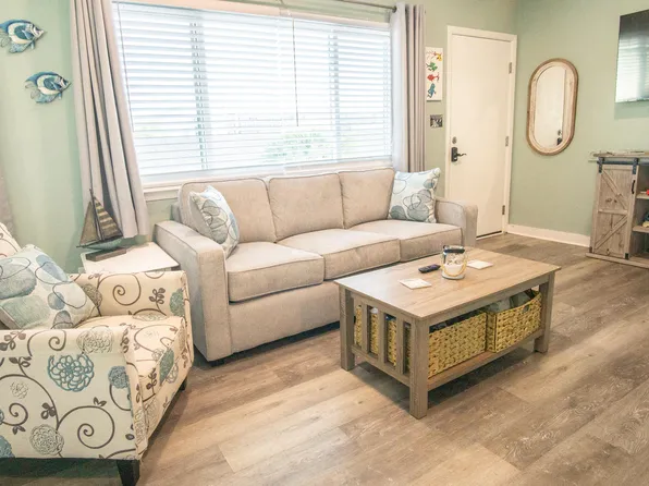 364 Bluefish Dr APT 203, Fort Walton Beach, FL 32548