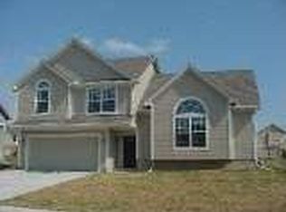 520 E Willow St, Gardner, KS 66030