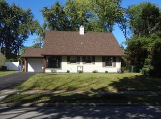 69 Princeton Ln, Willingboro, NJ 08046