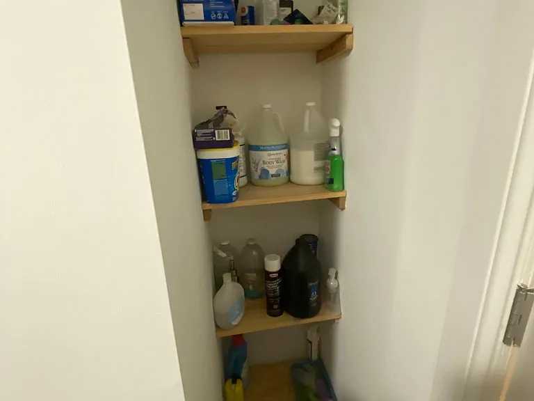 Laundry storage