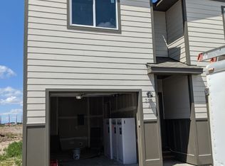 303 13th St #C, Belgrade, MT 59714