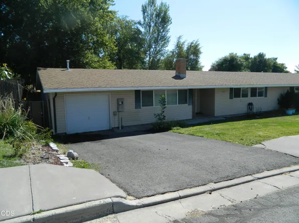 10107 Wright Ave, Klamath Falls, OR 97603