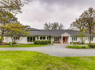 107 Oak Brook Rd, Oak Brook, IL 60523