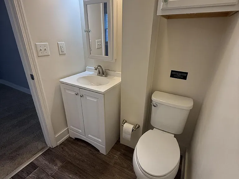 916 Schiller Ct — Photo 14