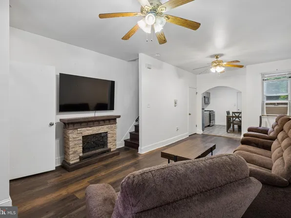 1337 S May St, Philadelphia, PA 19143