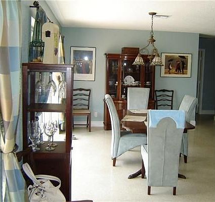 3rd image of 1008 SE 12th Ave