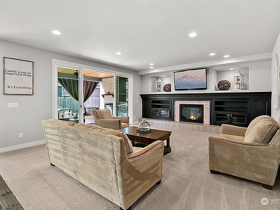 5th image of 17412 127th Avenue Ct E