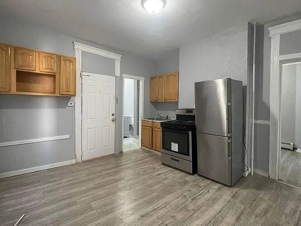 1st image of 803 2nd Ave #303