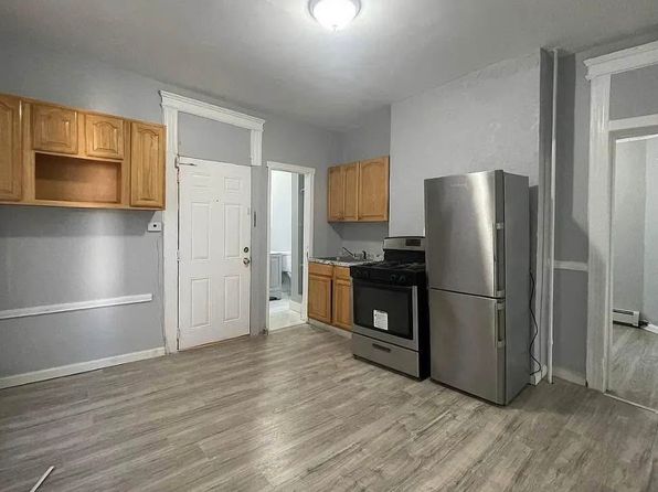 803 2nd Ave #303