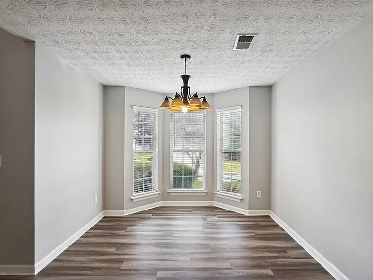 3673 Willgrove Way — Photo 3