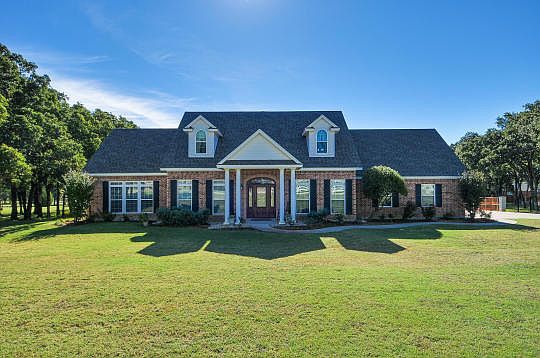 1st image of 7508 Woodland Dr