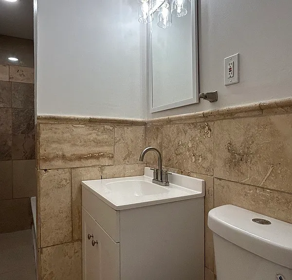 3206 Dobson St #3 — Photo 14