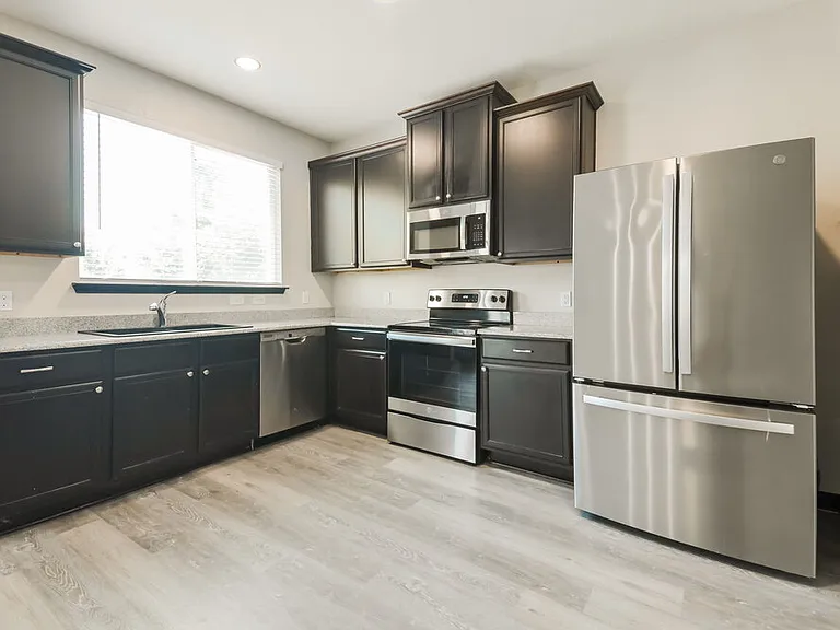 9136 Benevolent Ct — Photo 8