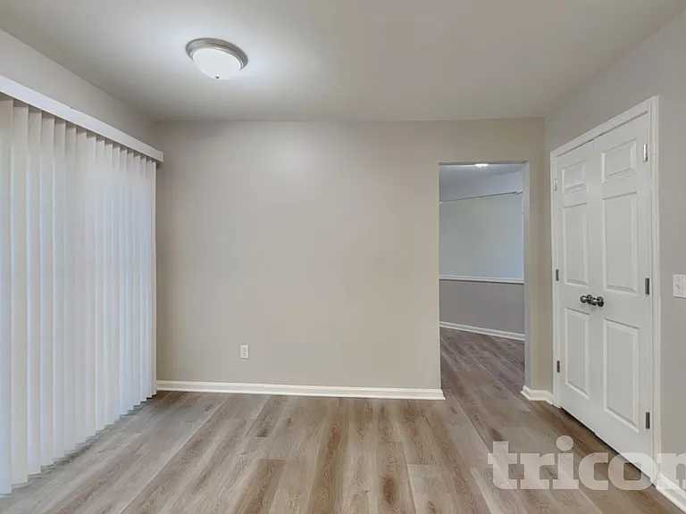 1549 Rumstone Ln — Photo 4