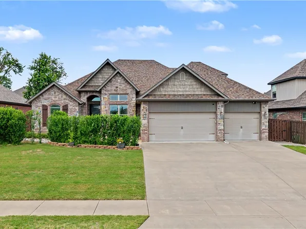 1805 NE Frost Dr, Bentonville, AR 72712