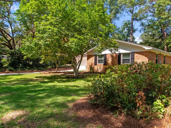 3108 Briarwood Dr, Tallahassee, FL 32308