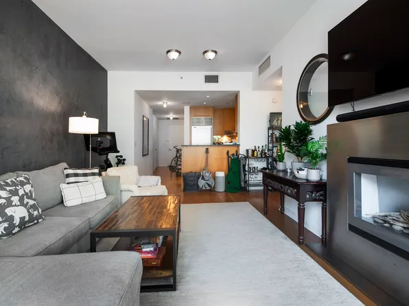 255 Hudson Street image 3 of 8