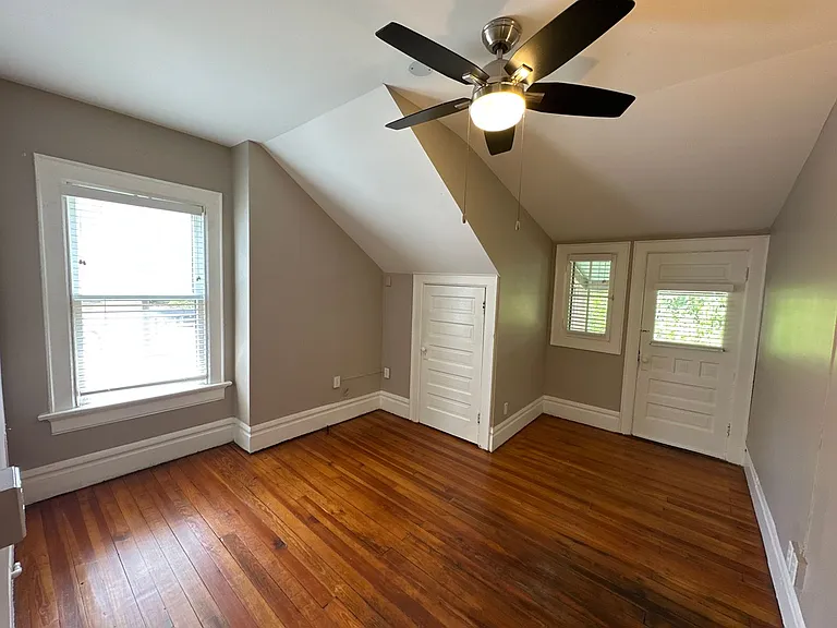 Neil Ave 1186 GW2 — Photo 10
