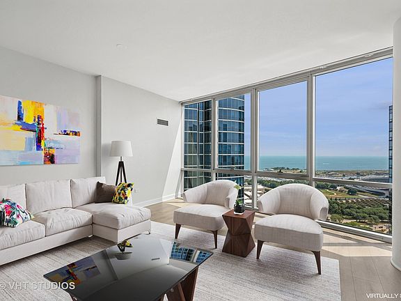 2nd image of 1201 S Prairie Ave #3105