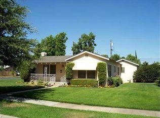 2134 N Vagedes Ave, Fresno, CA 93705