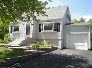 27 Loren Cir, Windsor, CT 06095