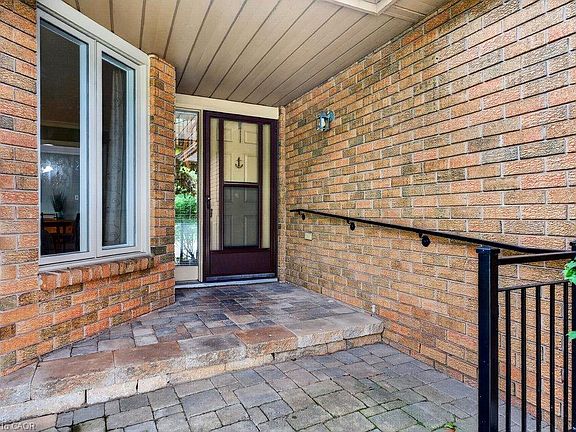 4th image of 1152 Lockhart Rd