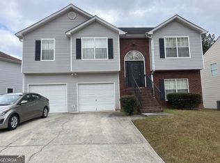 1550 Blossom Dr, College Park, GA 30349