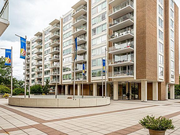 2nd image of 1425 4th St SW APT A305