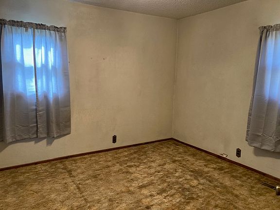 5th image of 1724 3rd Ave