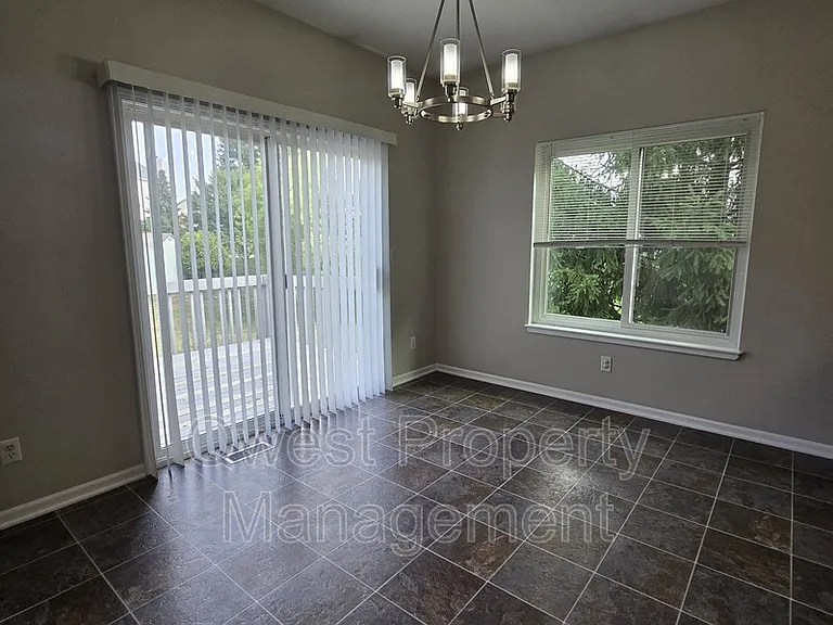6981 Sienna Dr SE — Photo 3